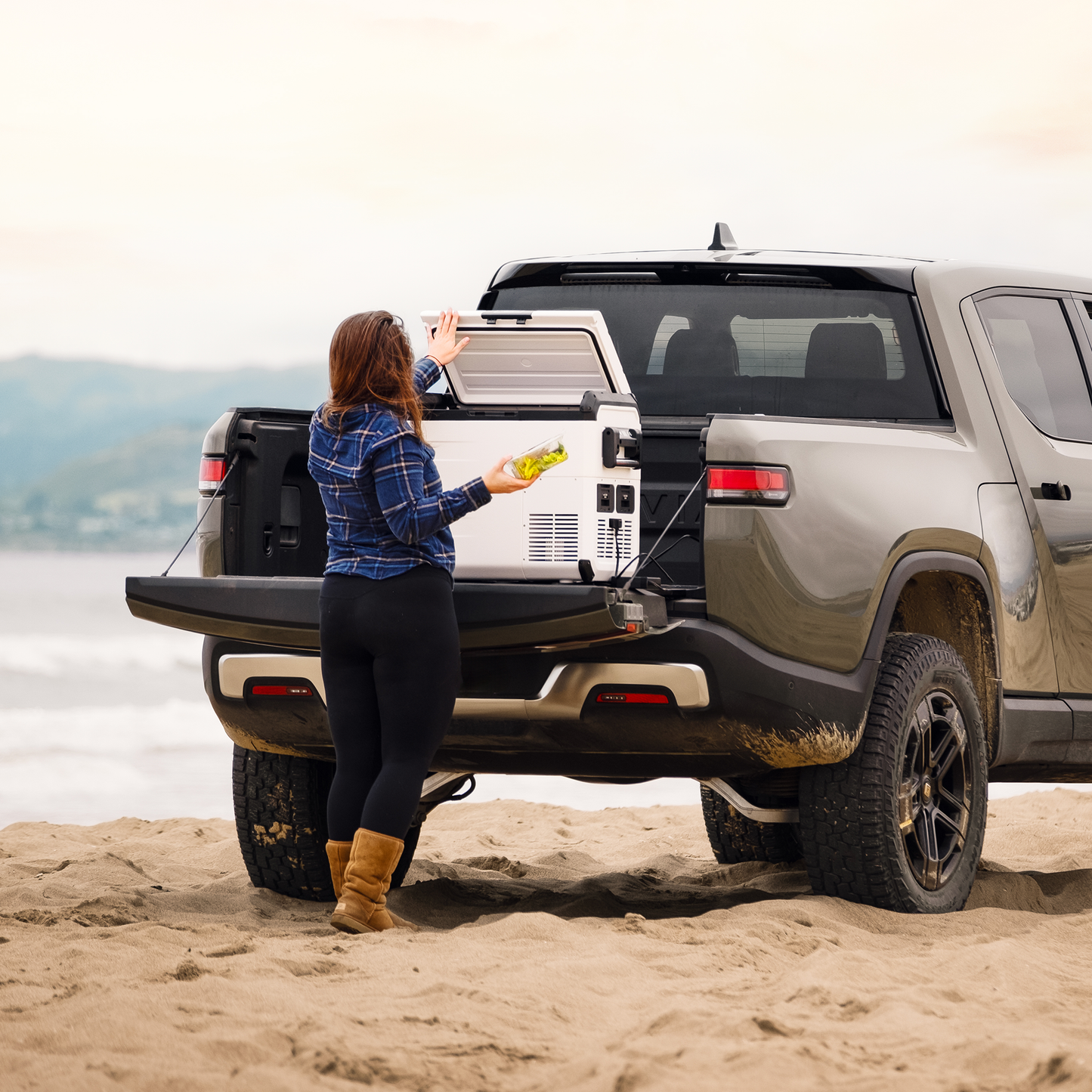Explorer Bear UR45W 12V/24V Portable Fridge Freezer — 45L/48Qt
